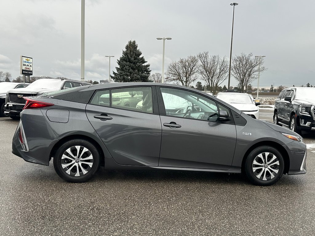 2022  PRIUS PRIME UPGRADE in Pickering, Ontario - 6 - w1024h768px