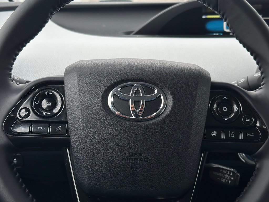 2022 Toyota PRIUS PRIME in Pickering, Ontario - 2 - w1024h768px