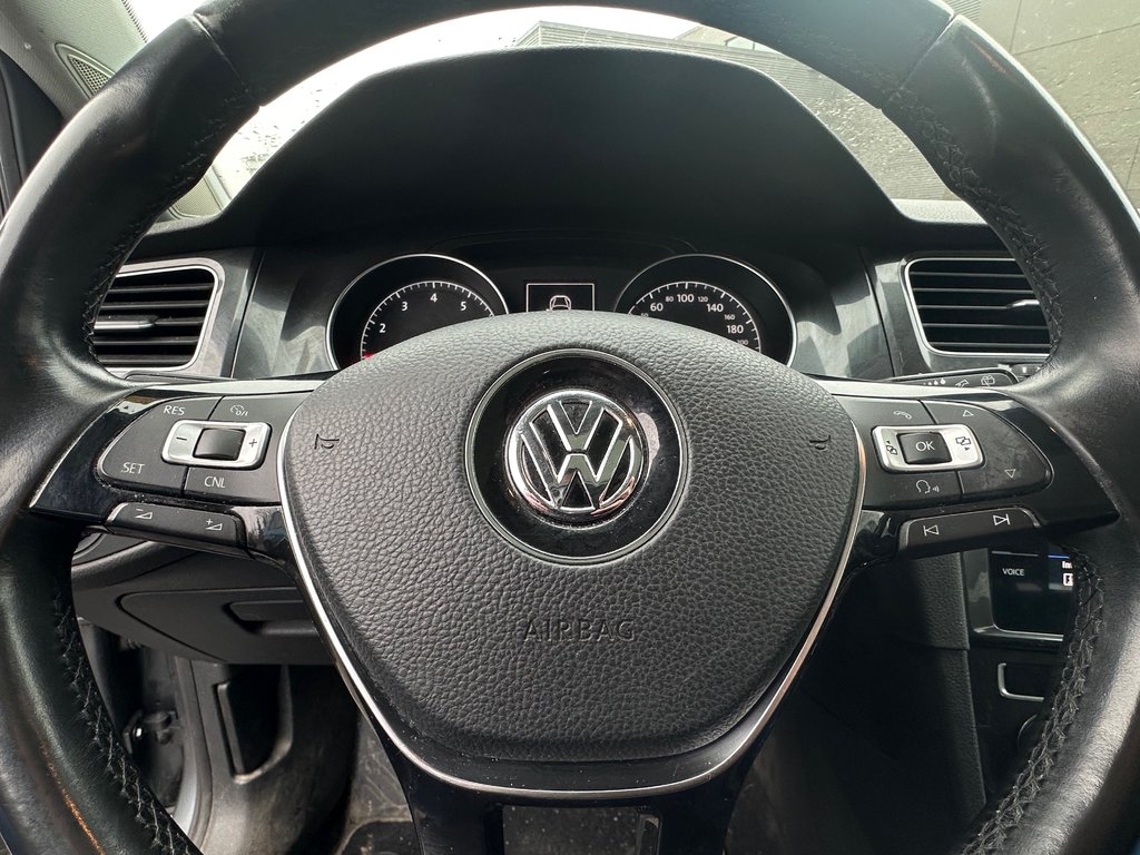 2018 Volkswagen Golf in Pickering, Ontario - 10 - w1024h768px