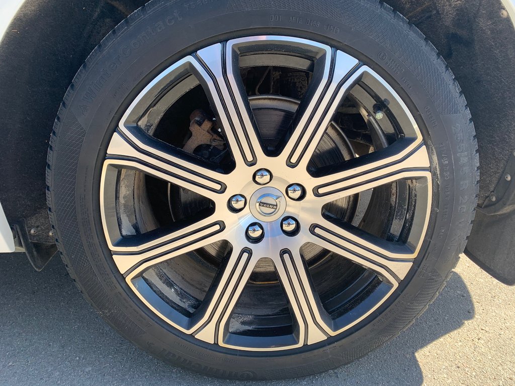 2019 Volvo XC60 in Pickering, Ontario - 10 - w1024h768px