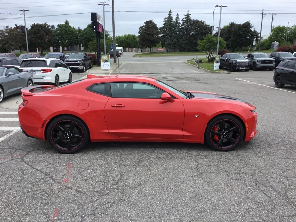 2017 Chevrolet Camaro in Pickering, Ontario - 6 - w1024h768px