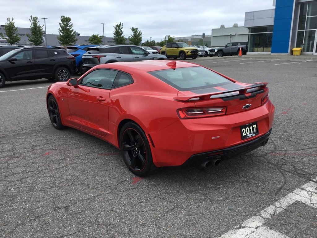 2017 Chevrolet Camaro in Pickering, Ontario - 3 - w1024h768px