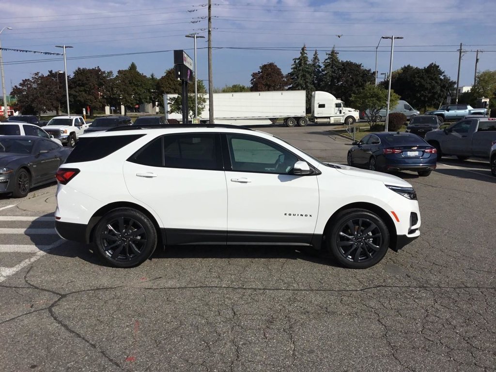 2024 Chevrolet Equinox in Pickering, Ontario - 6 - w1024h768px