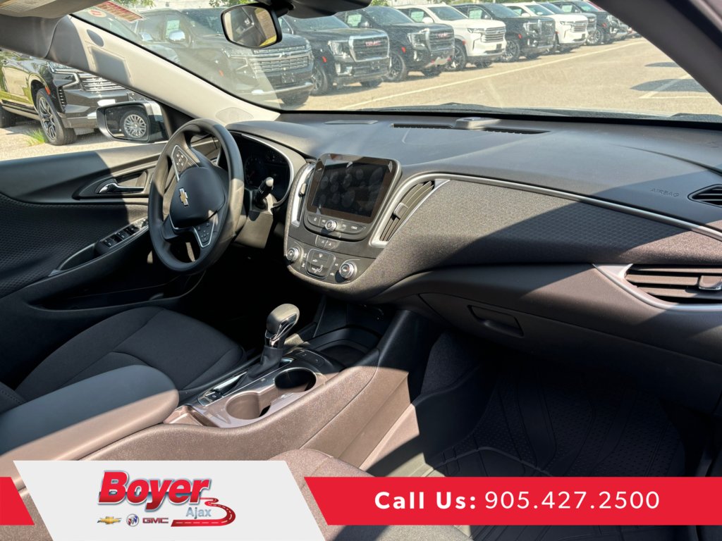 2024 Chevrolet Malibu in Pickering, Ontario - 19 - w1024h768px