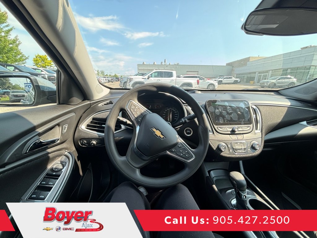 2024 Chevrolet Malibu in Pickering, Ontario - 15 - w1024h768px