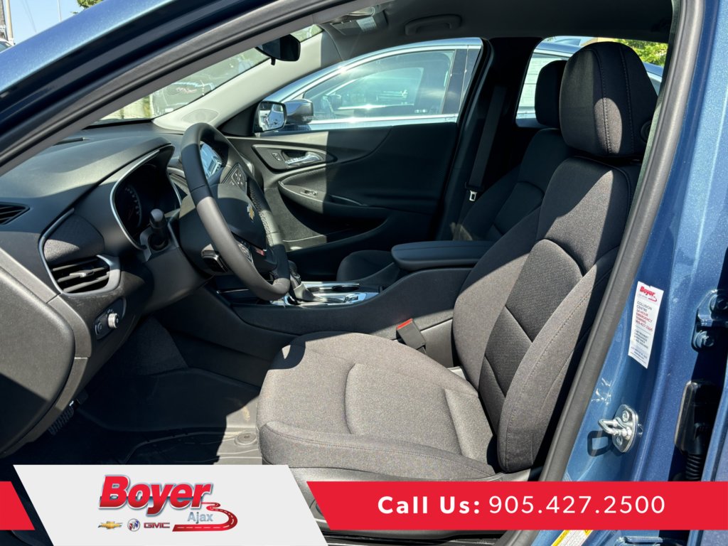 2024 Chevrolet Malibu in Pickering, Ontario - 10 - w1024h768px