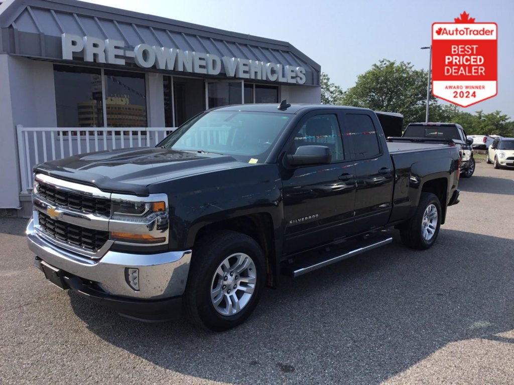 2019 Chevrolet Silverado 1500 LD in Pickering, Ontario - 1 - w1024h768px