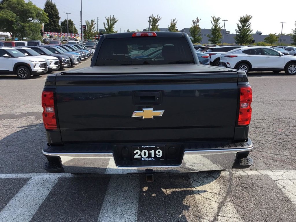 2019 Chevrolet Silverado 1500 LD in Pickering, Ontario - 4 - w1024h768px