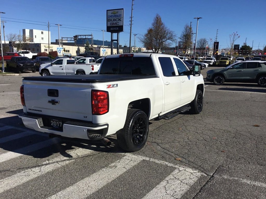 2017 Chevrolet Silverado 1500 in Pickering, Ontario - 5 - w1024h768px