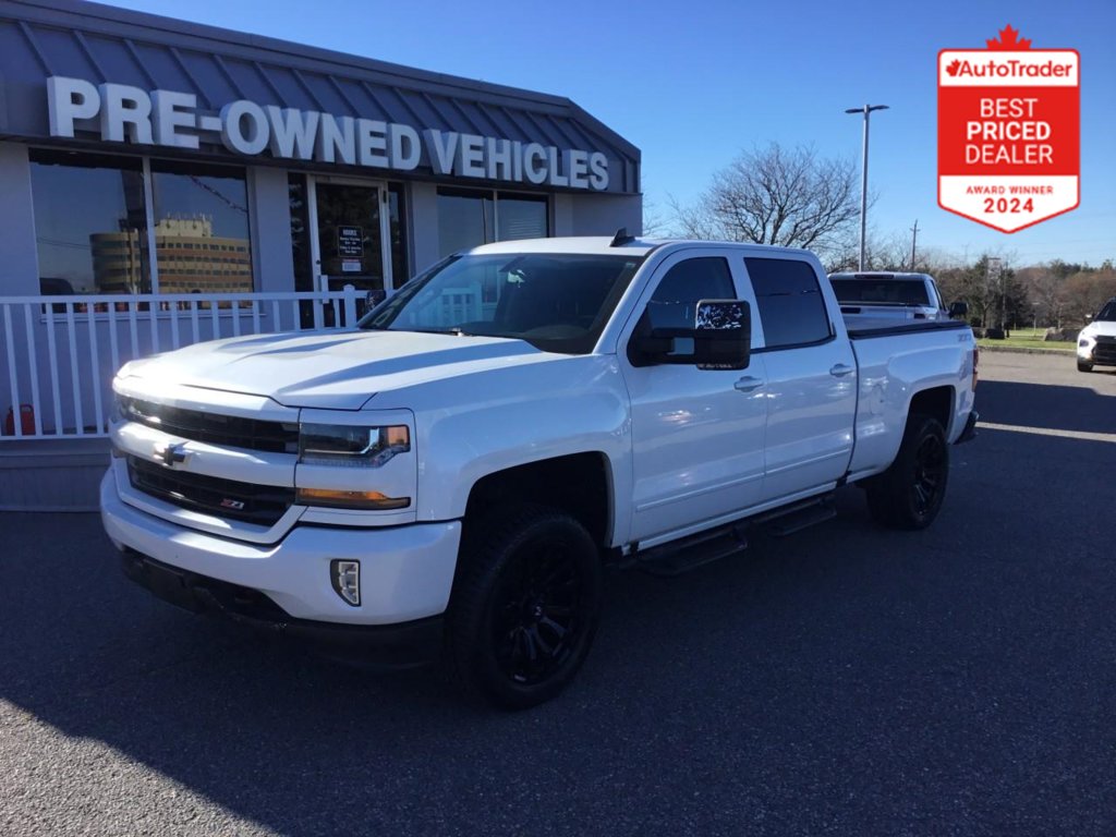 2017 Chevrolet Silverado 1500 in Pickering, Ontario - 1 - w1024h768px