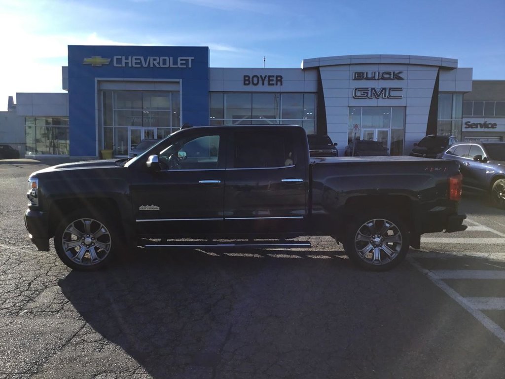 2018 Chevrolet Silverado 1500 in Pickering, Ontario - 2 - w1024h768px