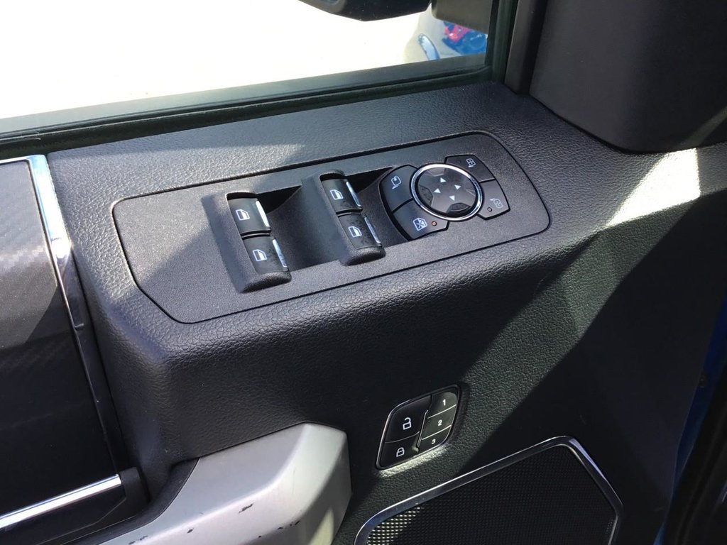 2019 Ford F-150 in Pickering, Ontario - 12 - w1024h768px