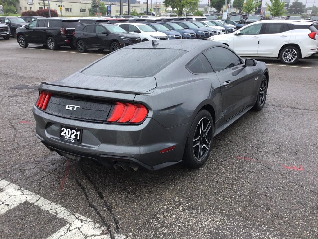 2021 Ford Mustang in Pickering, Ontario - 5 - w1024h768px