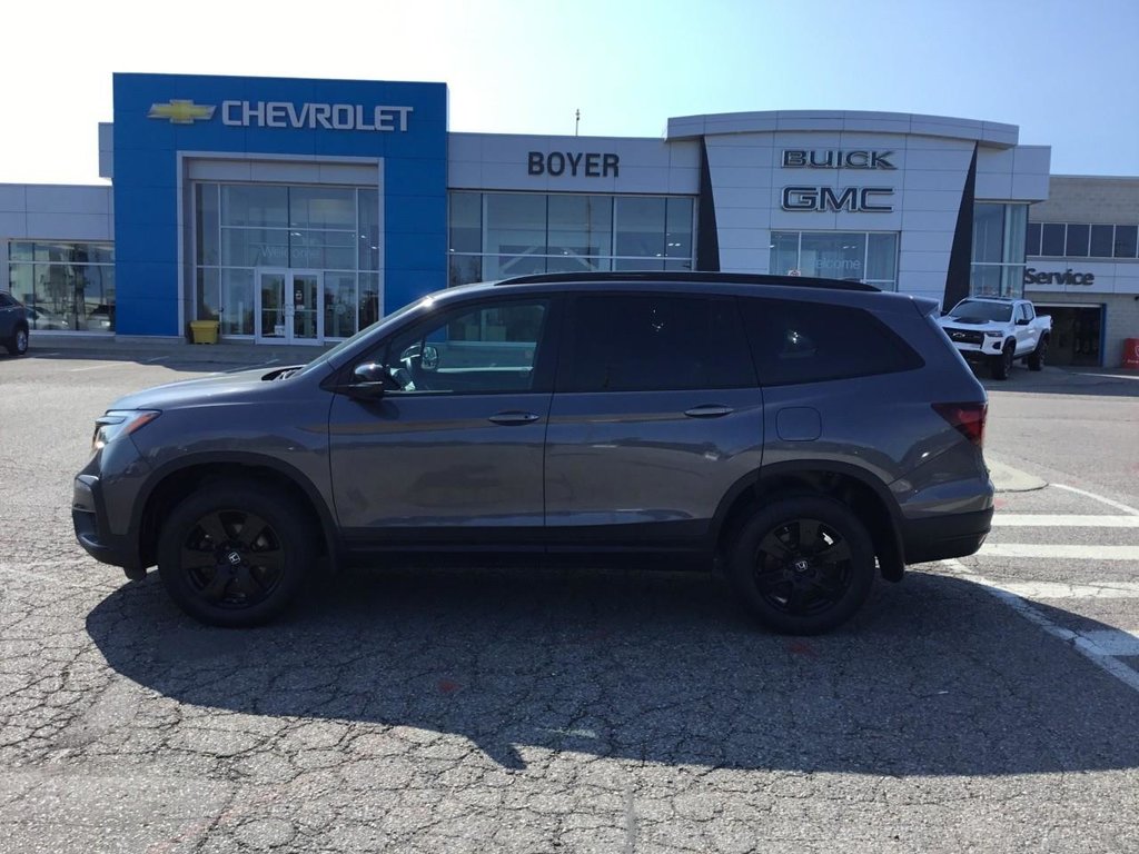 2022 Honda Pilot in Pickering, Ontario - 2 - w1024h768px