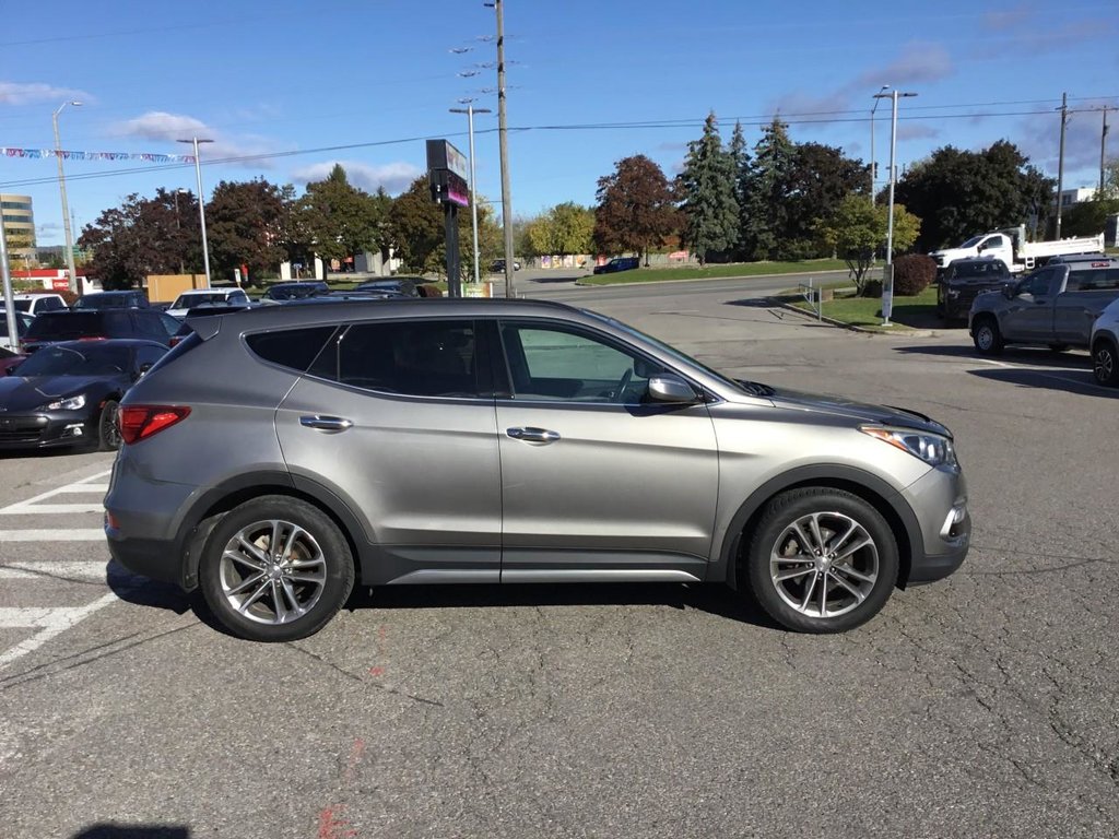 2017 Hyundai Santa Fe Sport in Pickering, Ontario - 6 - w1024h768px