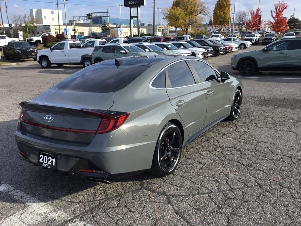 2021 Hyundai Sonata in Pickering, Ontario - 5 - w1024h768px