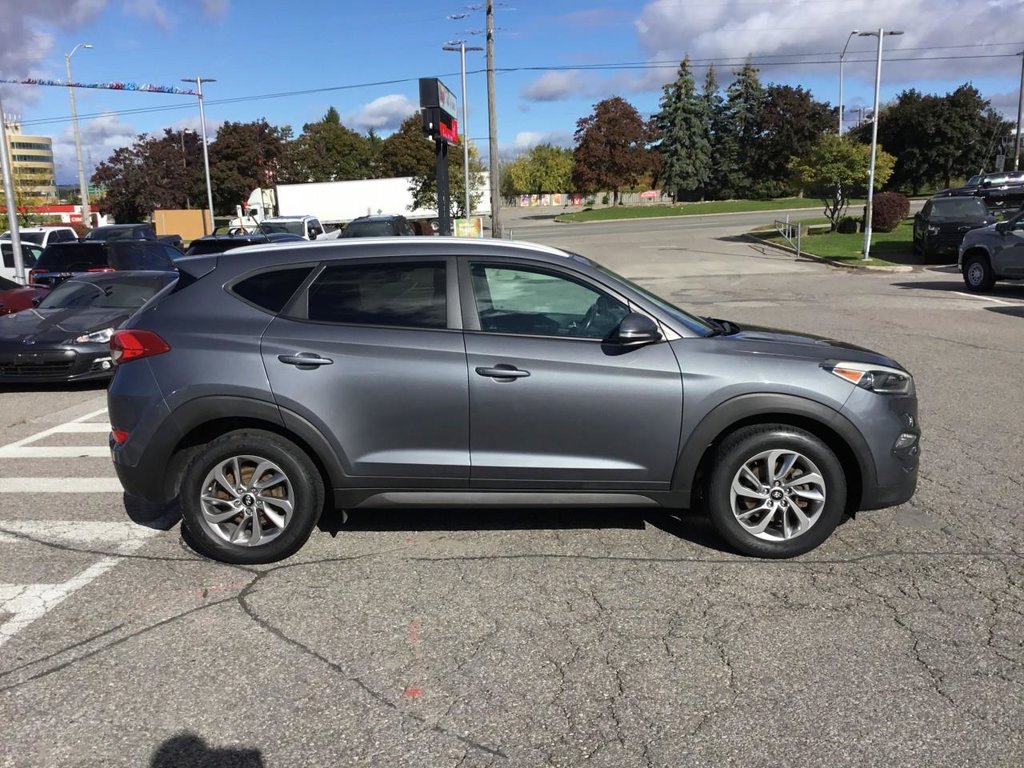 2016 Hyundai Tucson in Pickering, Ontario - 6 - w1024h768px