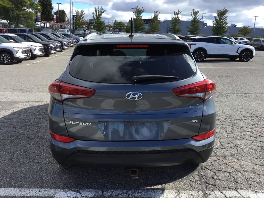 2016 Hyundai Tucson in Pickering, Ontario - 4 - w1024h768px