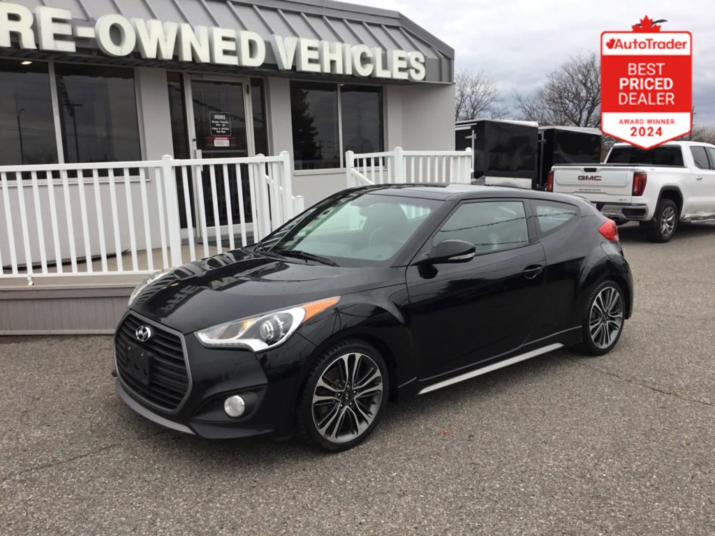 2016 Hyundai Veloster in Pickering, Ontario - 1 - w1024h768px