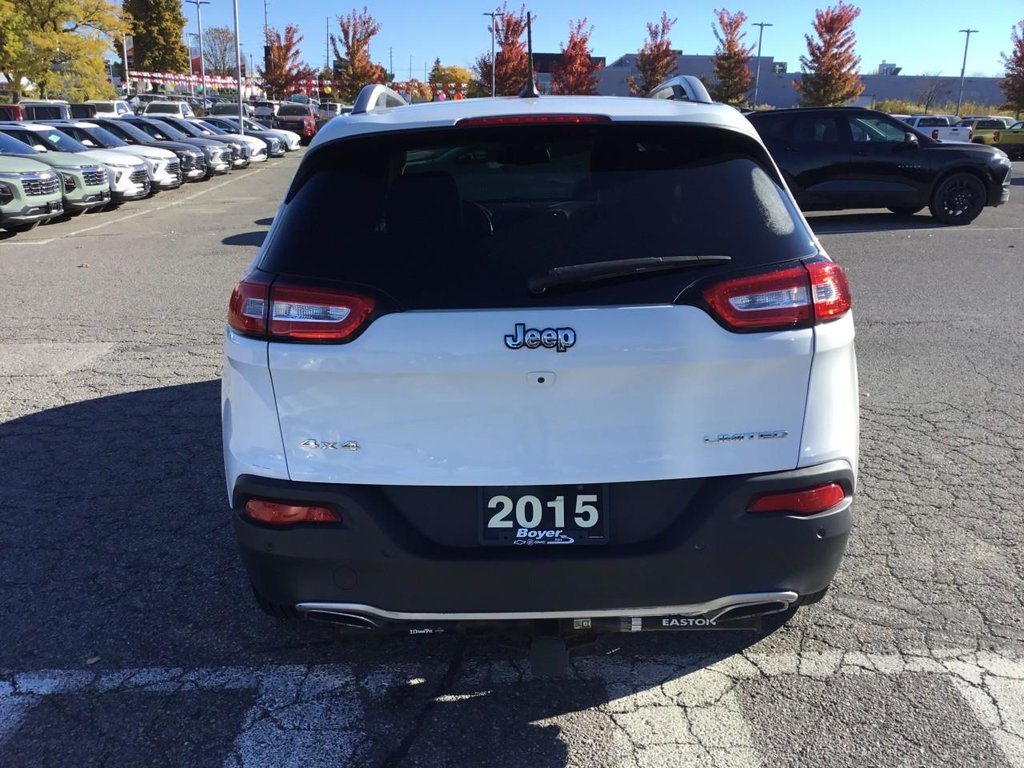 2015 Jeep Cherokee in Pickering, Ontario - 4 - w1024h768px