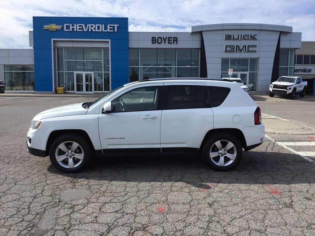 2016 Jeep Compass in Pickering, Ontario - 2 - w1024h768px