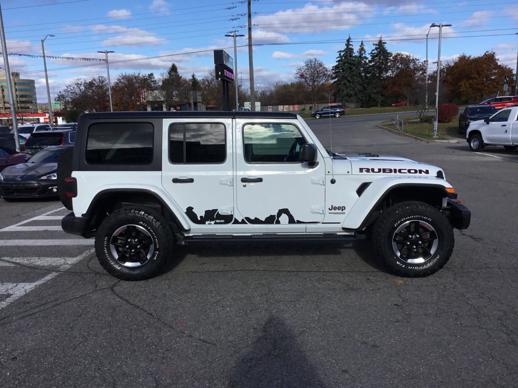 2021 Jeep Wrangler Unlimited in Pickering, Ontario - 6 - w1024h768px