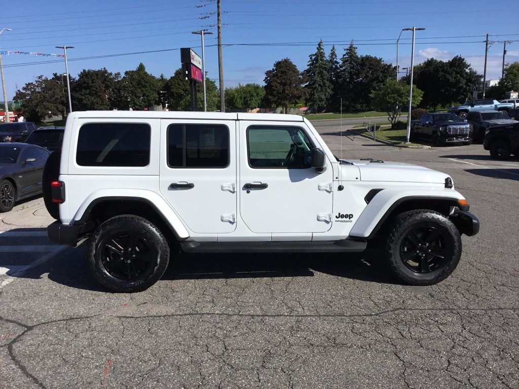 2022 Jeep Wrangler Unlimited in Pickering, Ontario - 6 - w1024h768px