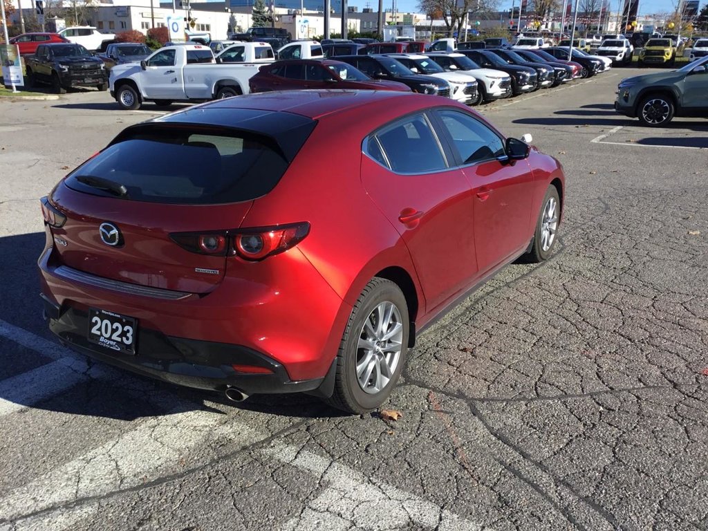 2023 Mazda 3 in Pickering, Ontario - 5 - w1024h768px