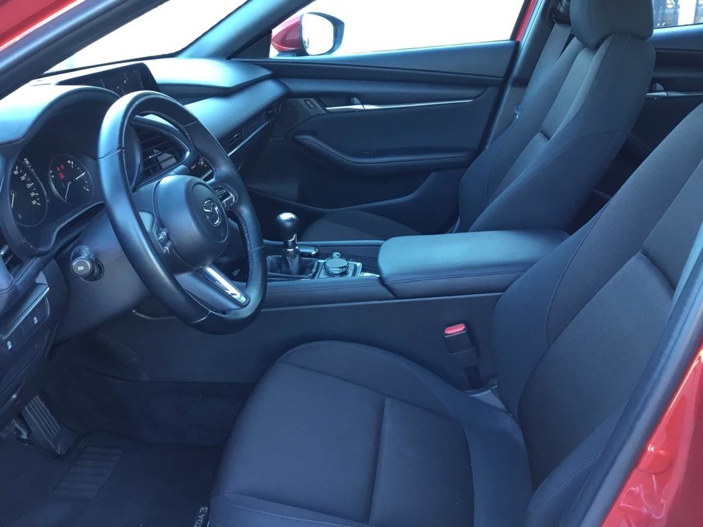 2023 Mazda 3 in Pickering, Ontario - 9 - w1024h768px