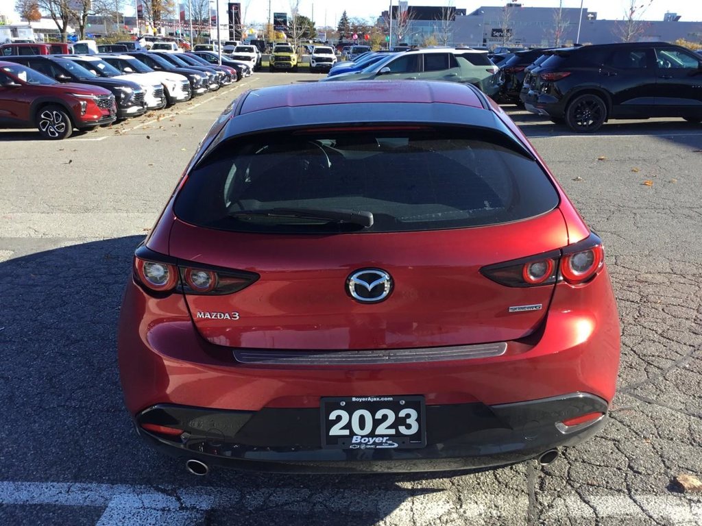 2023 Mazda 3 in Pickering, Ontario - 4 - w1024h768px