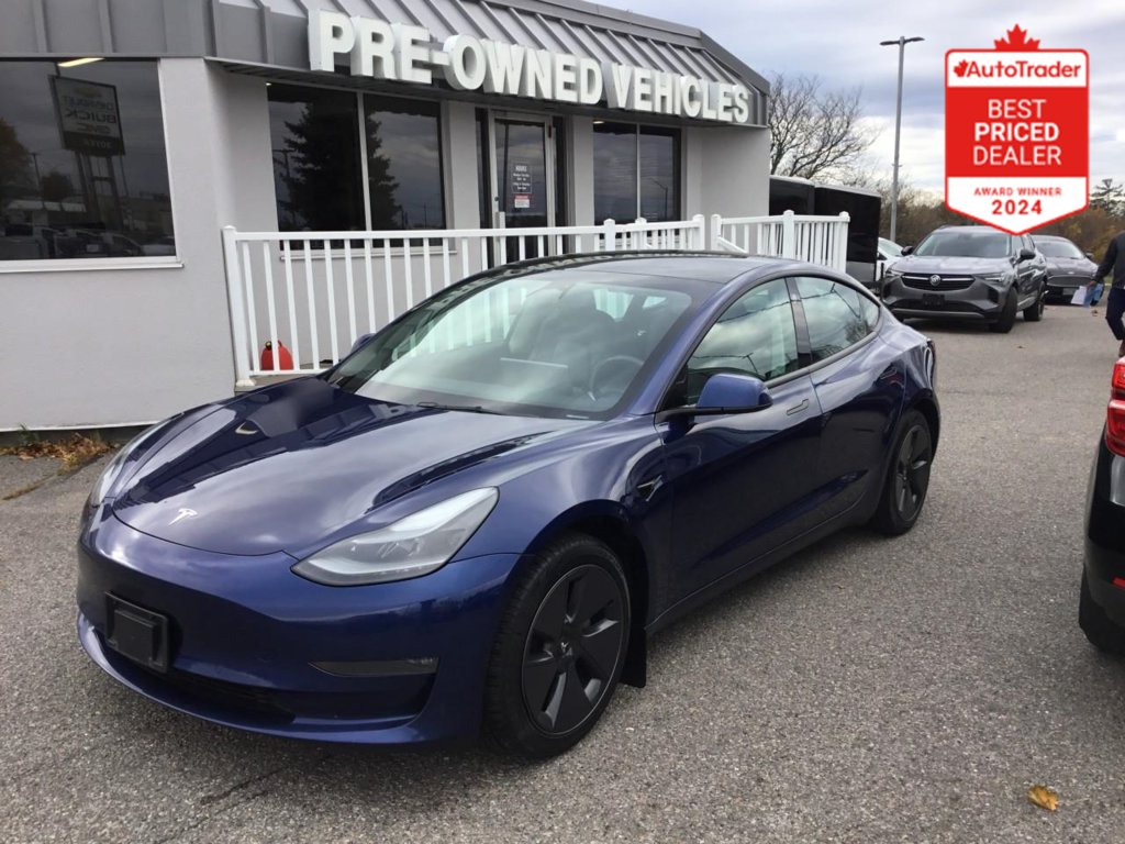 2022 Tesla MODEL 3 in Pickering, Ontario - 1 - w1024h768px