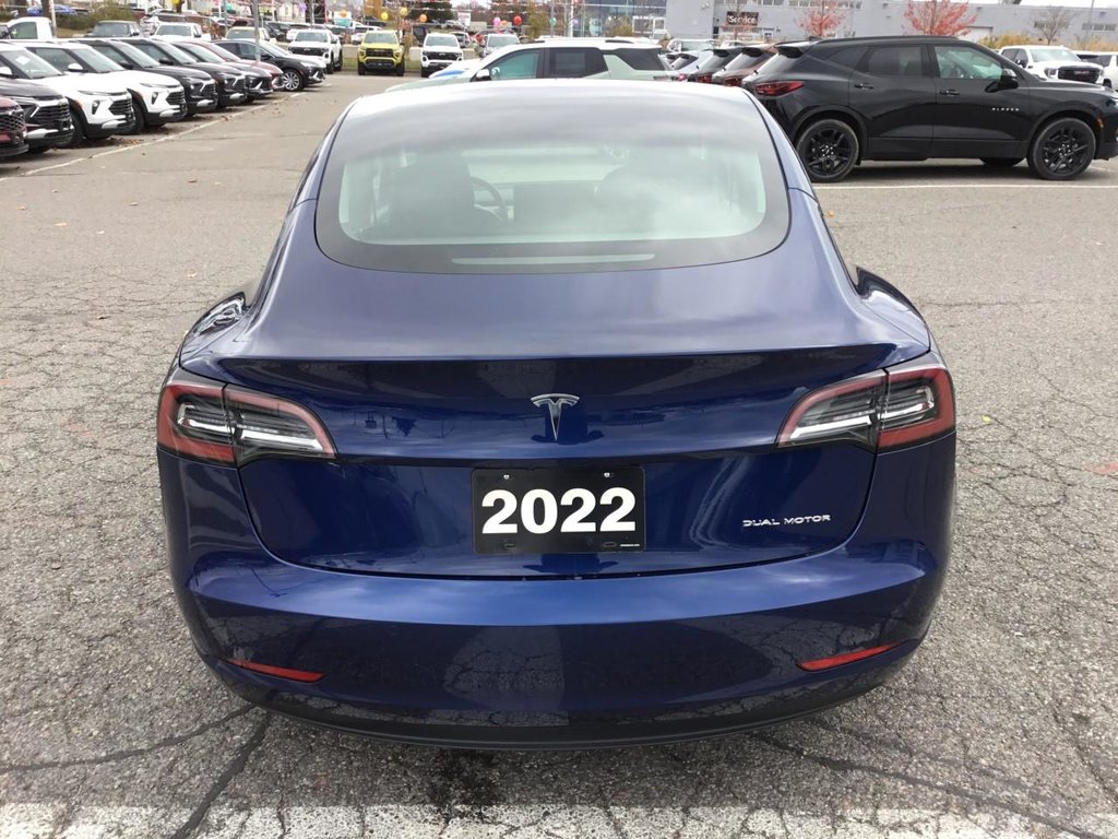 2022 Tesla MODEL 3 in Pickering, Ontario - 4 - w1024h768px