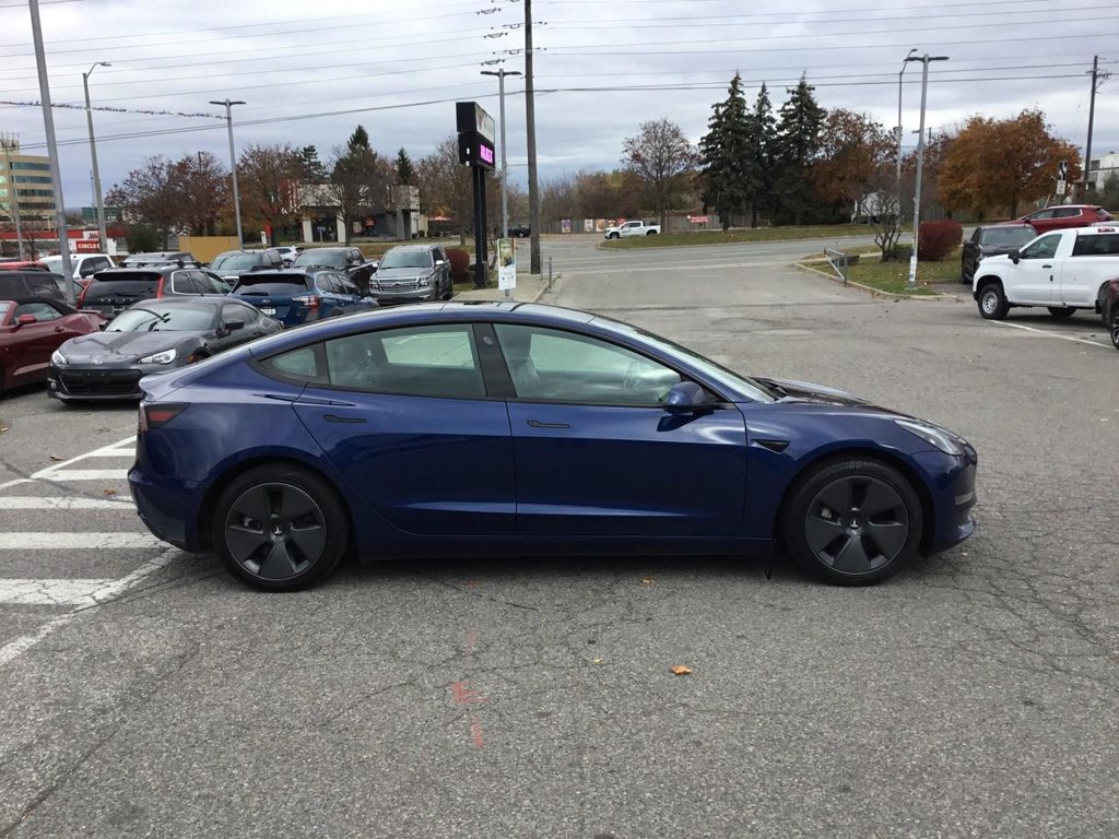 2022 Tesla MODEL 3 in Pickering, Ontario - 6 - w1024h768px