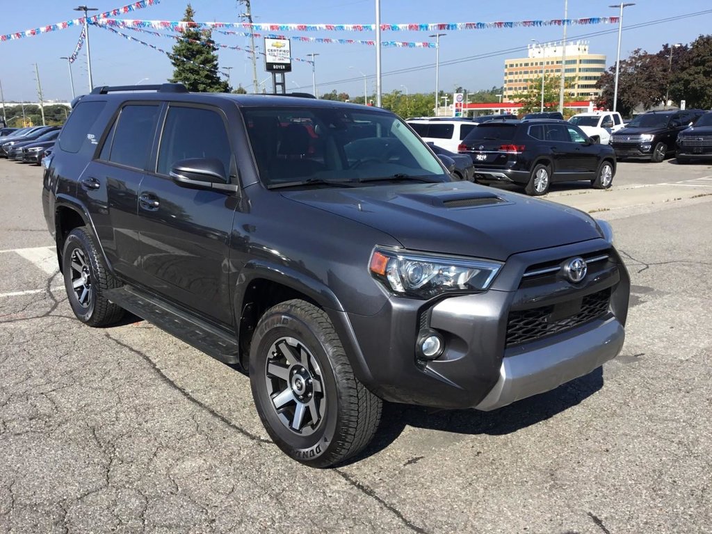 2020 Toyota 4Runner in Pickering, Ontario - 7 - w1024h768px