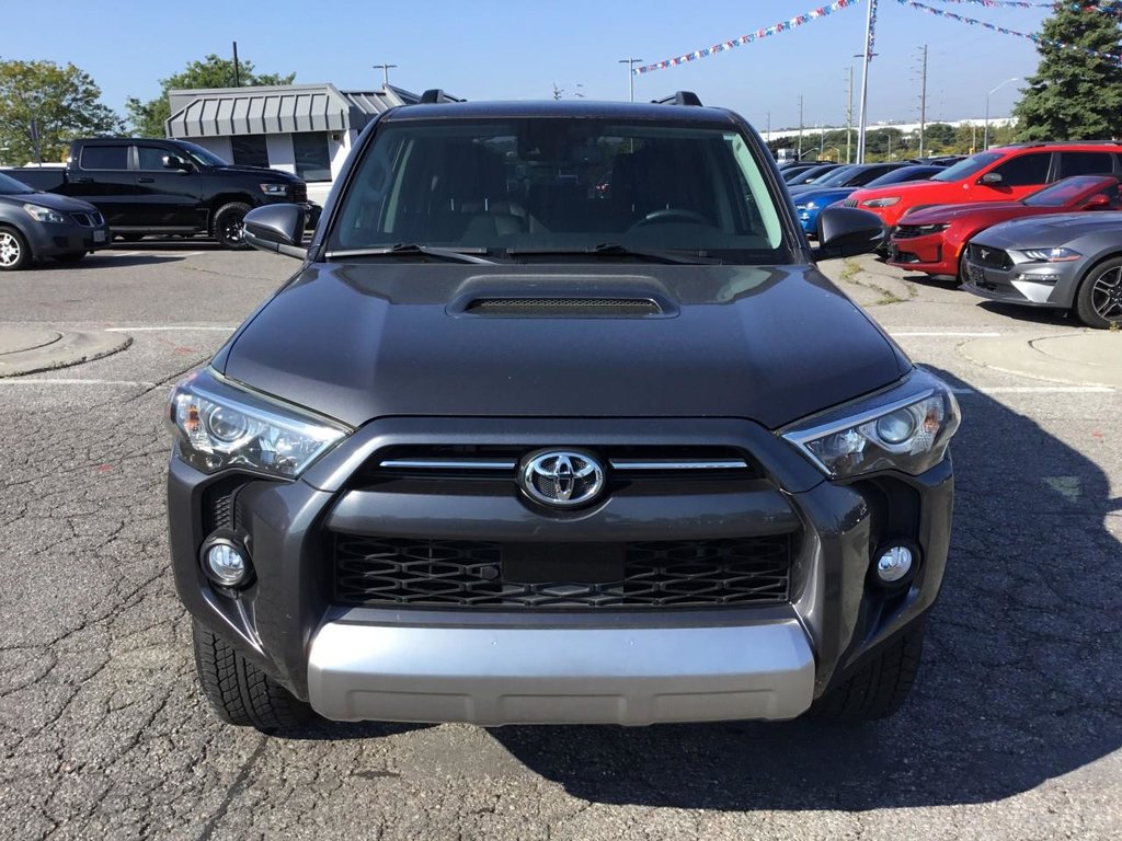 2020 Toyota 4Runner in Pickering, Ontario - 8 - w1024h768px