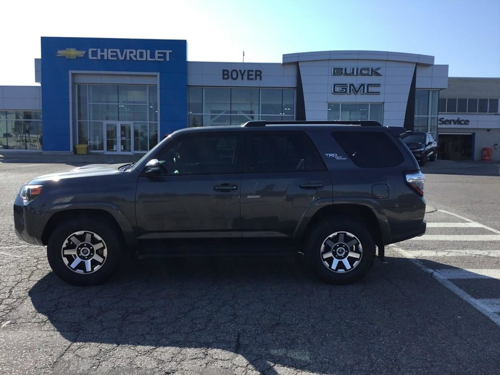 2020 Toyota 4Runner in Pickering, Ontario - 2 - w1024h768px