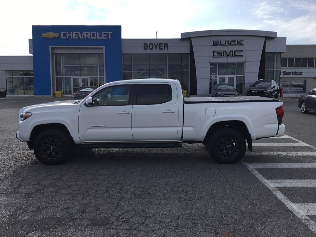 2022 Toyota Tacoma in Pickering, Ontario - 2 - w1024h768px