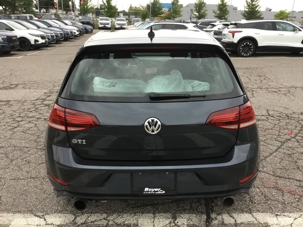 2018 Volkswagen Golf GTI in Pickering, Ontario - 5 - w1024h768px