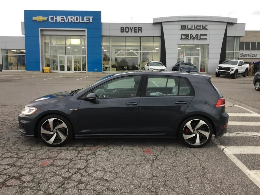 2018 Volkswagen Golf GTI in Pickering, Ontario - 2 - w1024h768px