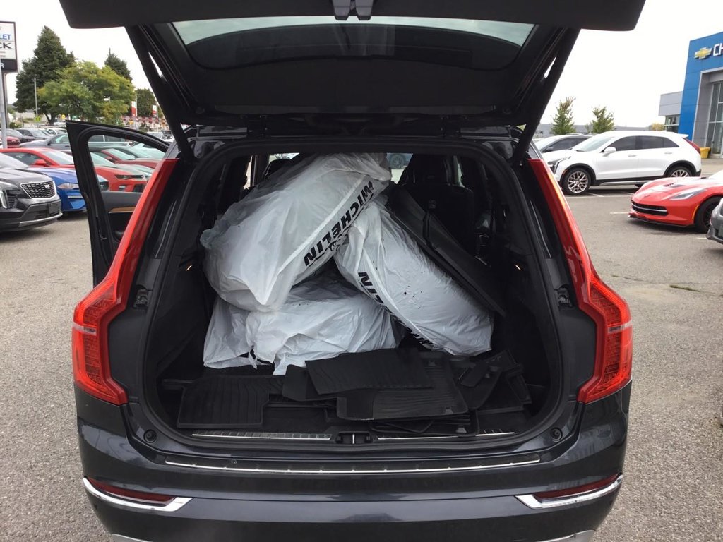 2018 Volvo XC90 in Pickering, Ontario - 12 - w1024h768px