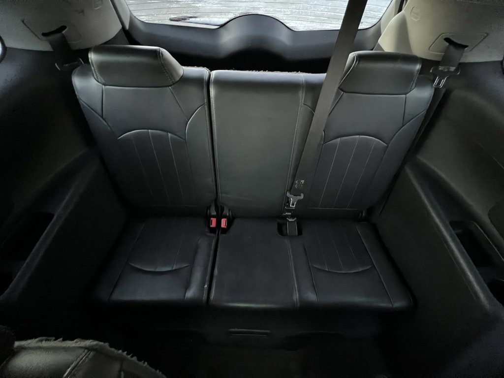 2016 Buick Enclave Leather in Saint John, New Brunswick - 11 - w1024h768px