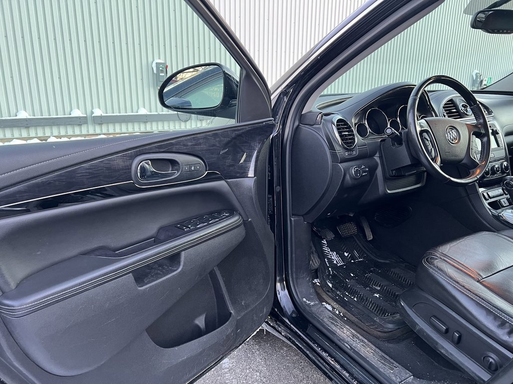 2016 Buick Enclave Leather in Saint John, New Brunswick - 10 - w1024h768px