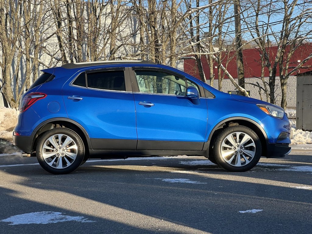 2017 Buick Encore Preferred in Saint John, New Brunswick - 4 - w1024h768px