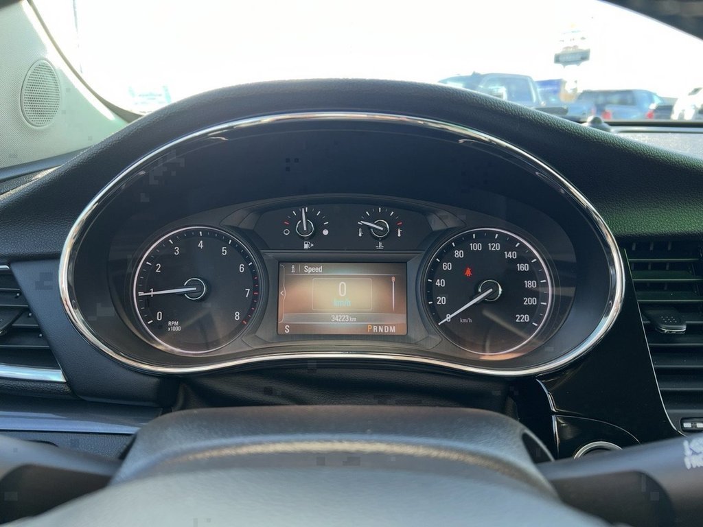 2018 Buick Encore Preferred in Saint John, New Brunswick - 17 - w1024h768px