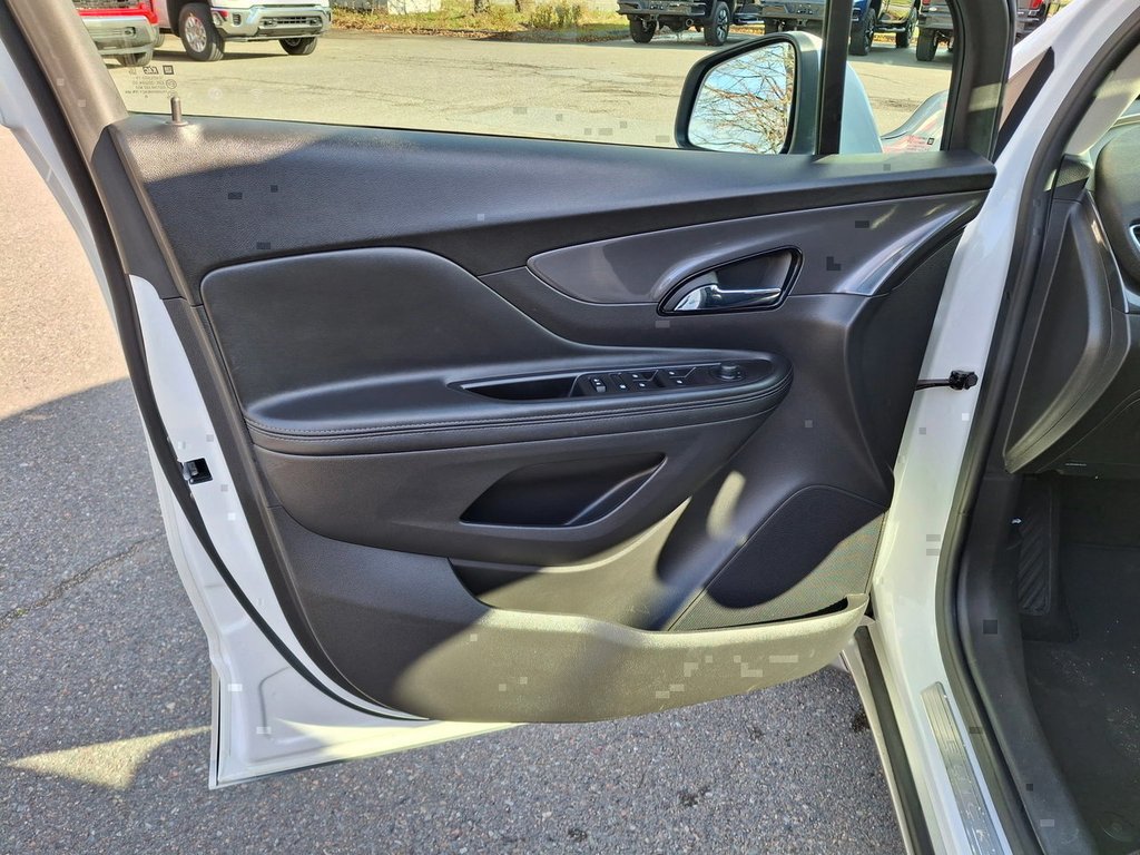 2019 Buick Encore Sport Touring in Saint John, New Brunswick - 10 - w1024h768px