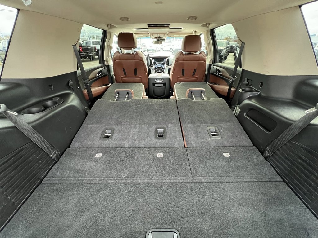 2020 Cadillac Escalade Premium Luxury in Saint John, New Brunswick - 24 - w1024h768px