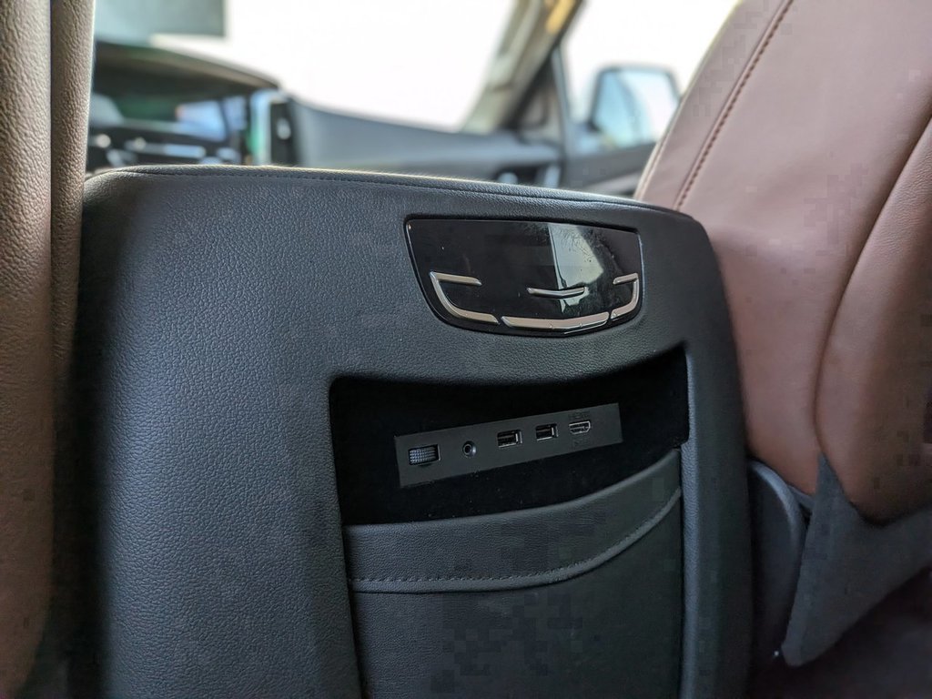 2020 Cadillac Escalade in Saint John, New Brunswick - 15 - w1024h768px