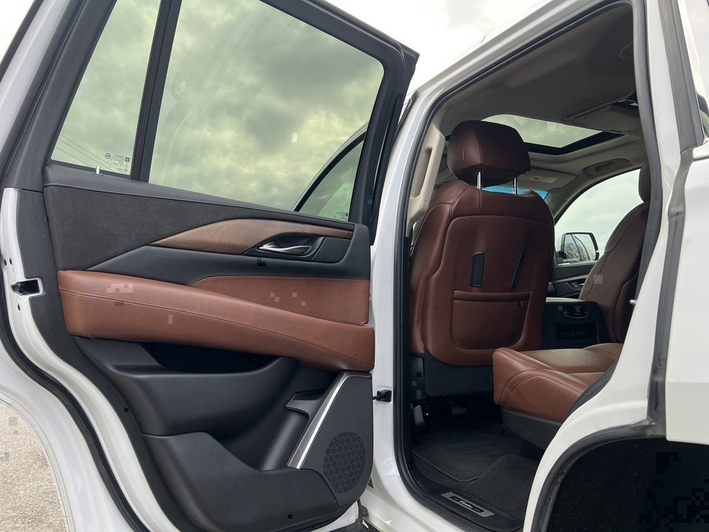 2020 Cadillac Escalade in Saint John, New Brunswick - 14 - w1024h768px