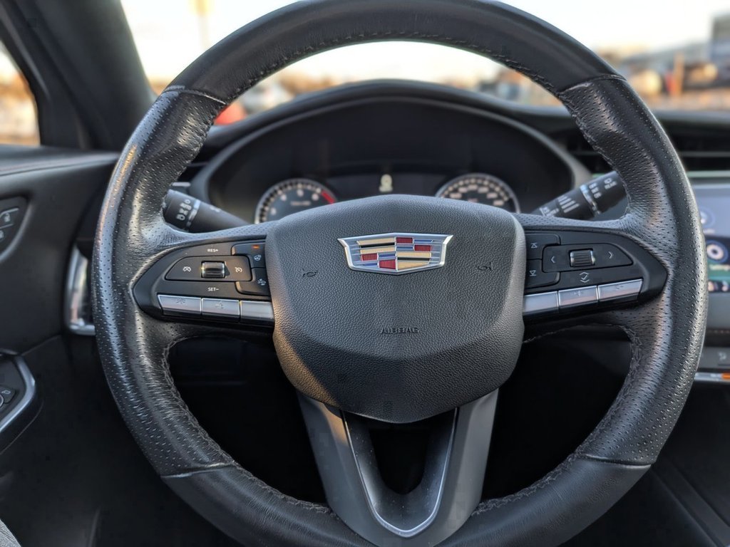 2021 Cadillac XT4 in Saint John, New Brunswick - 10 - w1024h768px