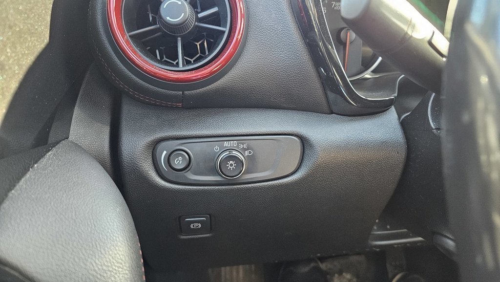 2020 Chevrolet Blazer RS in Saint John, New Brunswick - 13 - w1024h768px